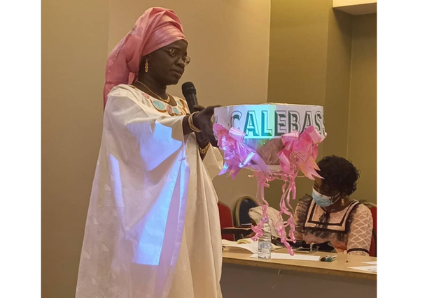 SENEGAL : LES FEMMES DE L'AGENCE NATIONALE POUR LA CMU (ANACMU) SE MOBILISENT CONTRE LE CANCER